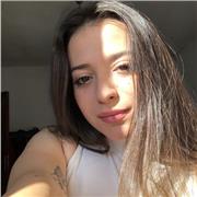 Studentessa di lettere moderne offre lezioni di italiano per stranieri, con conoscenza di lingua inglese B1